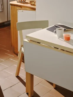 Aalto Table Foldable, DL81C fra Artek