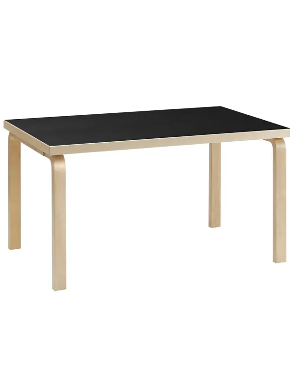 Aalto Table Rectangular 82B, 135x85 cm fra Artek