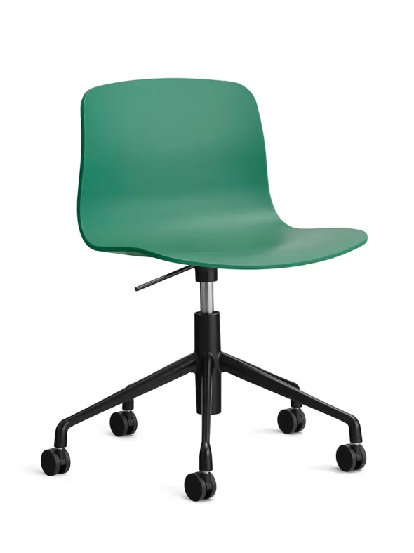 About a Chair AAC50 fra Hay