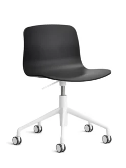 About a Chair AAC50 fra Hay