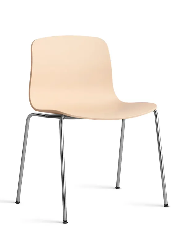 About a Chair AAC16 fra Hay