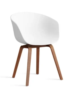 About a Chair AAC22 fra Hay