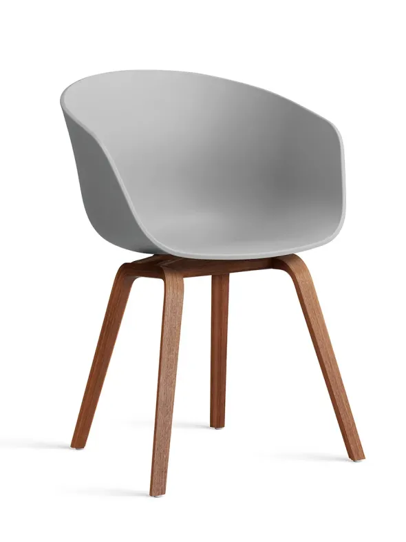 About a Chair AAC22 fra Hay