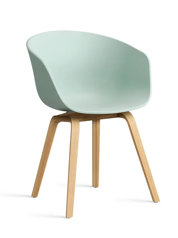About a Chair AAC22 fra Hay