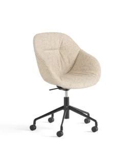 About a Chair AAC155 Soft fra Hay