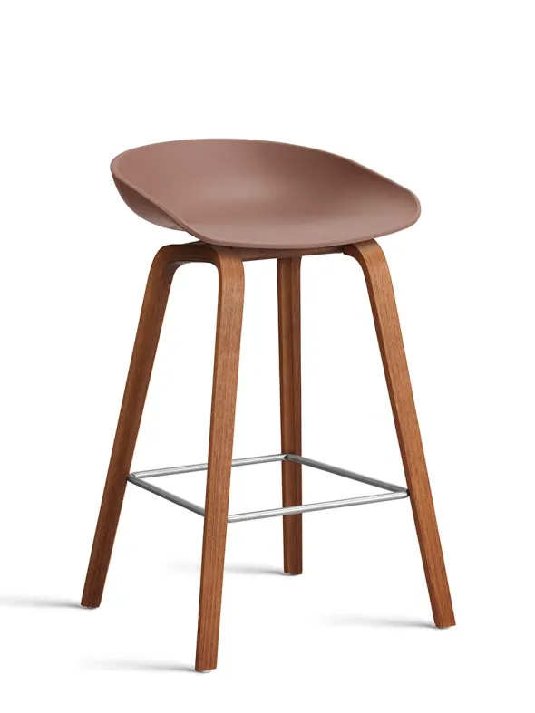 About a Stool AAS32 fra Hay