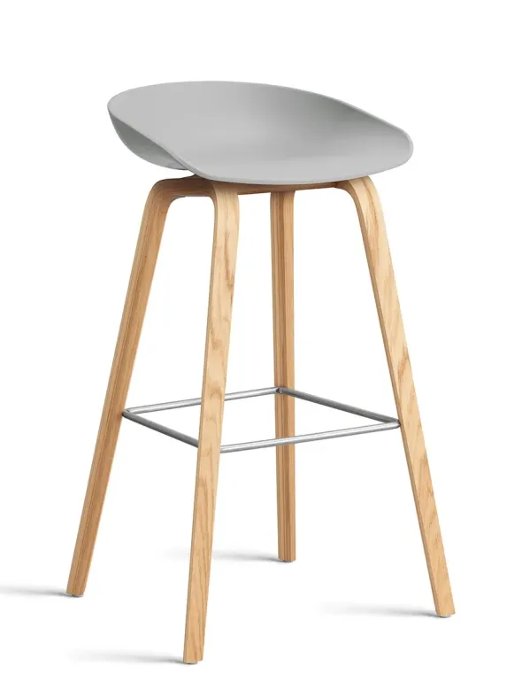 About a Stool AAS32 fra Hay