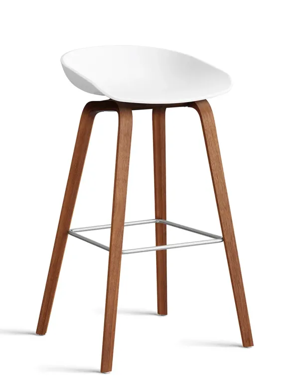 About a Stool AAS32 fra Hay