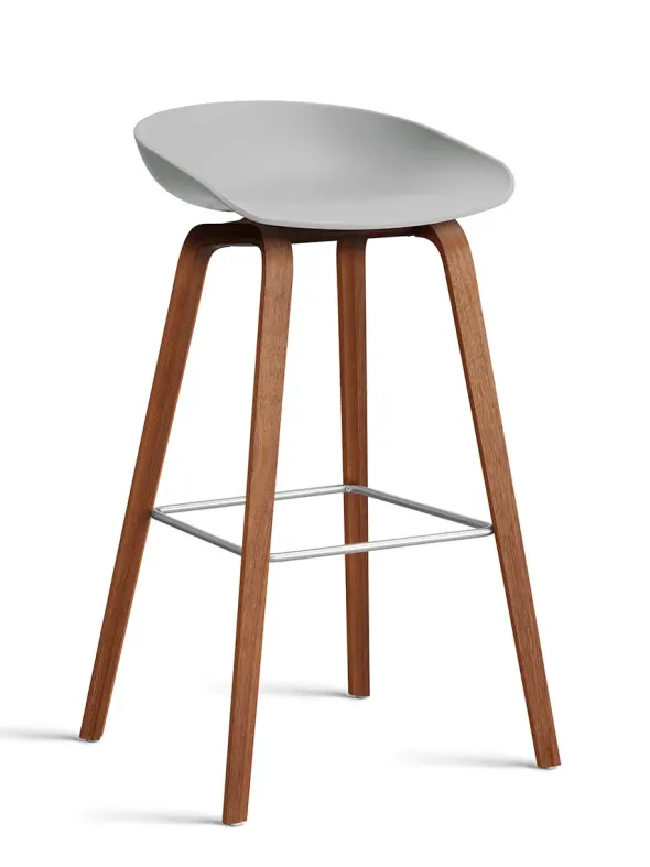About a Stool AAS32 fra Hay