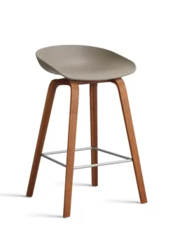 About a Stool AAS32 fra Hay