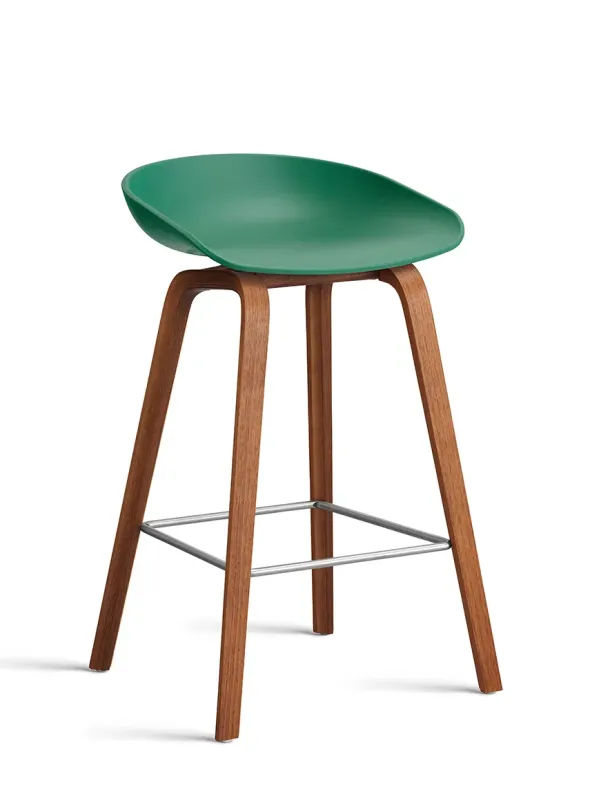 About a Stool AAS32 fra Hay