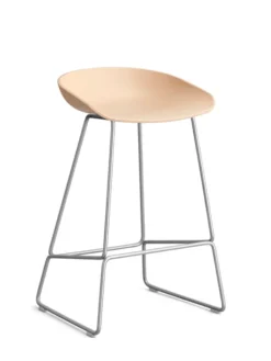 About a Stool AAS38 fra Hay