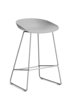 About a Stool AAS38 fra Hay