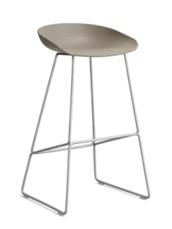 About a Stool AAS38 fra Hay