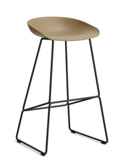 About a Stool AAS38 fra Hay