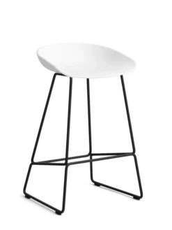 About a Stool AAS38 fra Hay