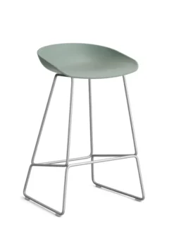 About a Stool AAS38 fra Hay