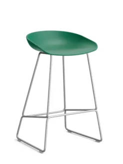 About a Stool AAS38 fra Hay