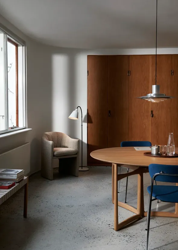 AJ7 Bellevue gulvlampe af Arne Jacobsen