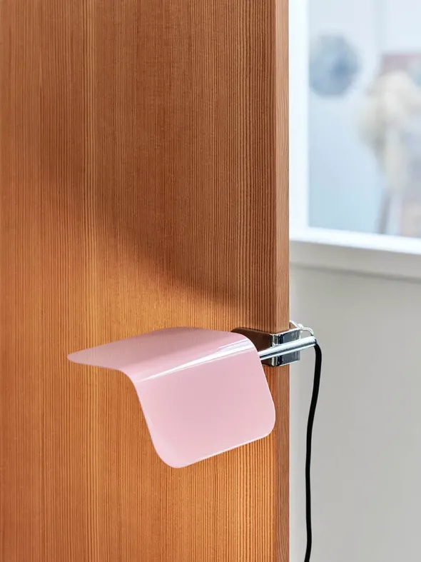 Apex Clip Lamp fra Hay