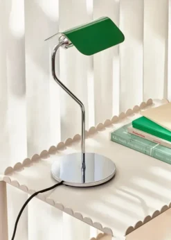 Apex Table Lamp fra Hay