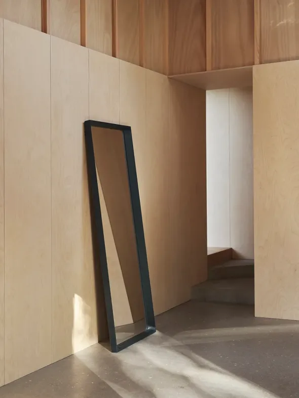 Arced Mirror, 170x61 fra Muuto