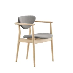 109 Armchair, eg klar olie af Finn Juhl