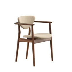 109 Armchair, valnød af Finn Juhl