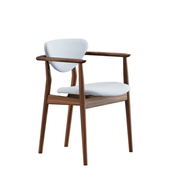 109 Armchair, valnød af Finn Juhl