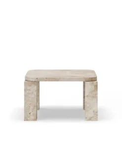 Atlas Sofabord 600x600, Unfilled Travertine fra New Works