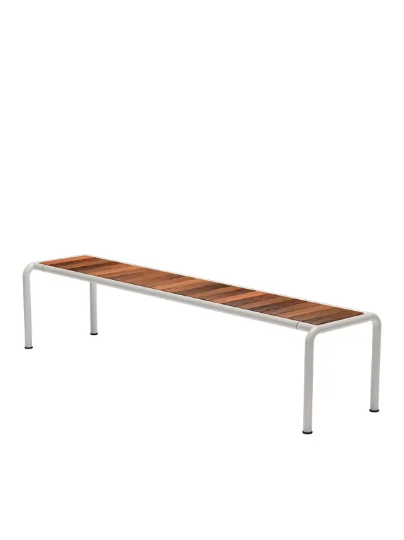 Avanti Bench, Long fra Houe