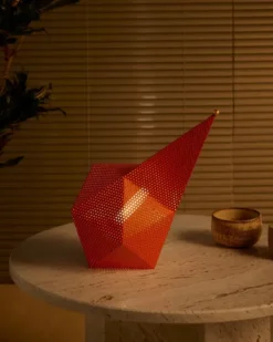 Bagdad Portable Lamp fra GUBI