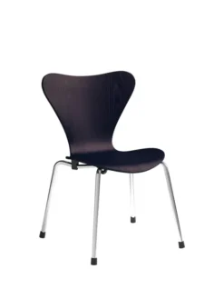 3177 Barnestol, Serie 7 af Arne Jacobsen