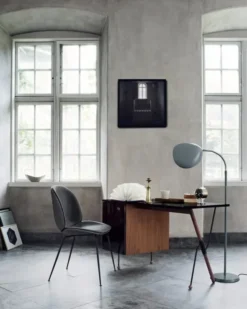 Beetle Chair, fuldpolstret fra GUBI