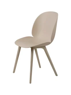 Beetle Outdoor Spisestol fra GUBI
