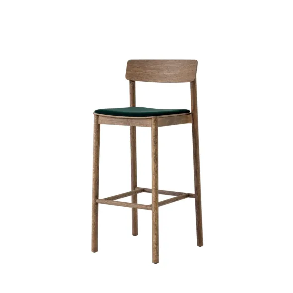 Betty TK17 Bar Chair fra &Tradition
