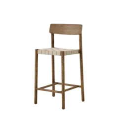 Betty TK12 counter barstol fra &Tradition