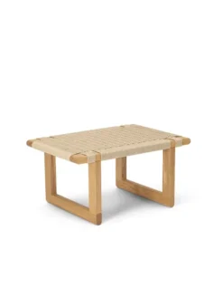 BM0489S Table Bench, papirflet af Børge Mogensen