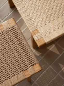 BM0489S Table Bench, papirflet af Børge Mogensen