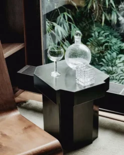 Bubble Glass Carafe Round fra Louise Roe
