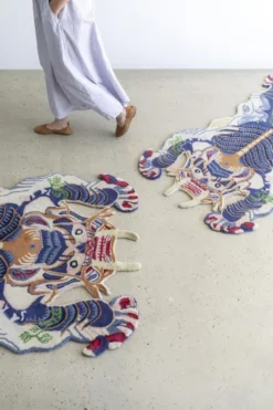 Burma Dragon Rug Small fra Bongusta