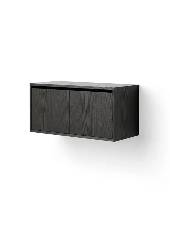 Cabinet Low w. Doors fra New Works