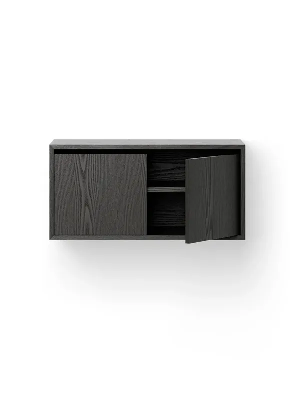 Cabinet Low w. Doors fra New Works