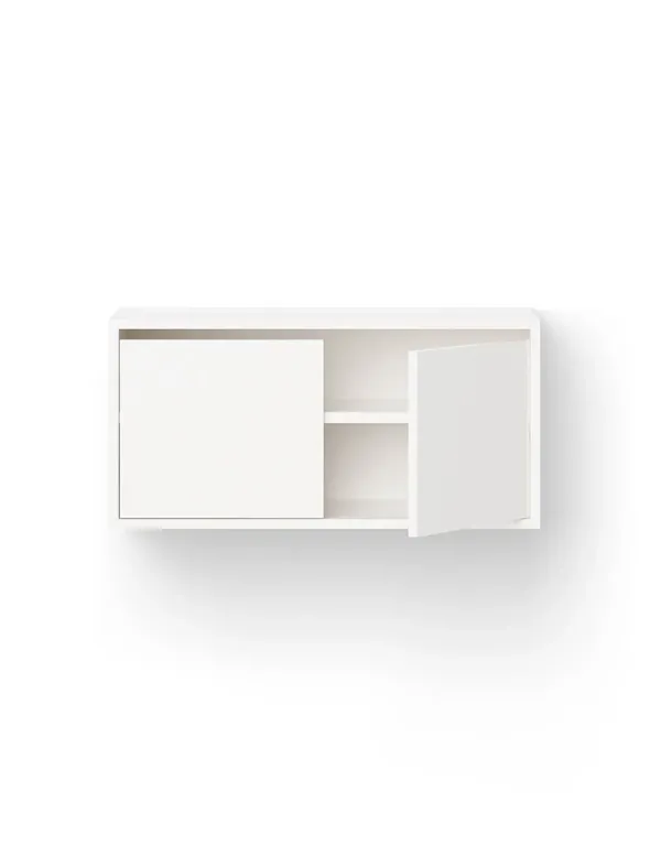 Cabinet Low w. Doors fra New Works