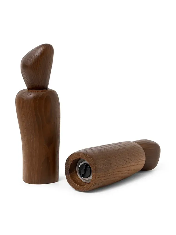 Cairn Grinder, Dark Brown fra Ferm Living