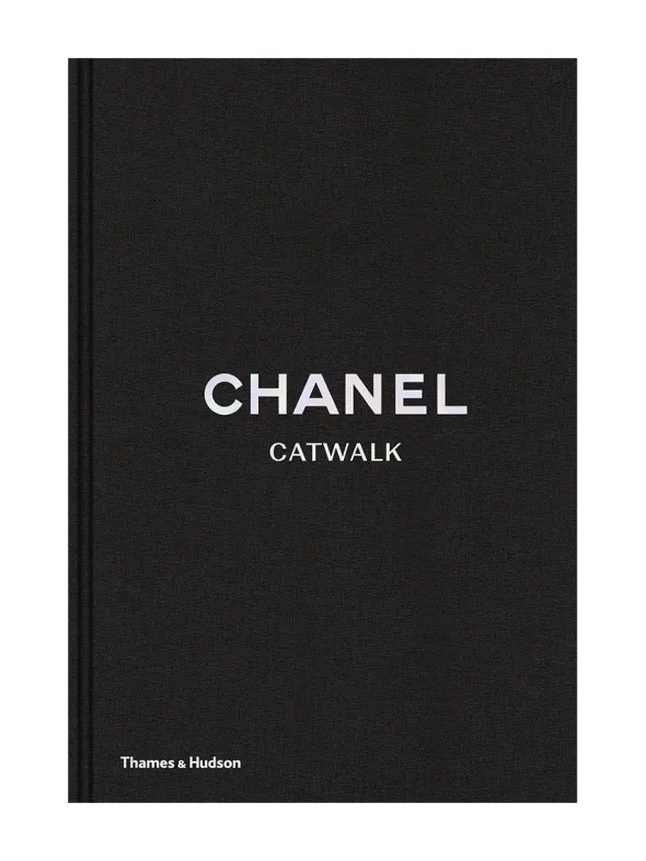 Chanel Catwalk bog fra New Mags