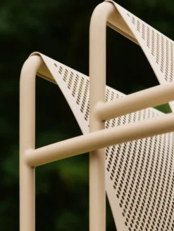 Dapple udendørs loungestol fra Ferm Living