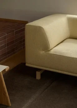 Delphi 450A, 3-personers sofa med skammel fra Fredericia Furniture