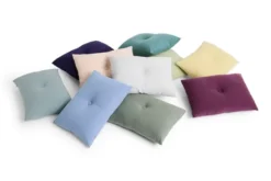 Dot Cushion Linen fra Hay