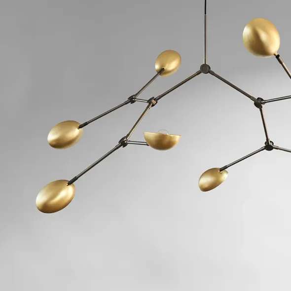 Drop Chandelier, brass fra 101 Copenhagen